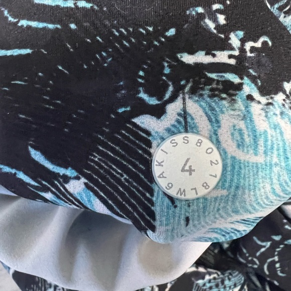 Lululemon Fast Free Crop II Eternal Wave Blue Side Pockets Sz 4 - Picture 6 of 6